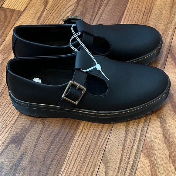 Black Leather Buckle Shoes - Picture 4 of 7
